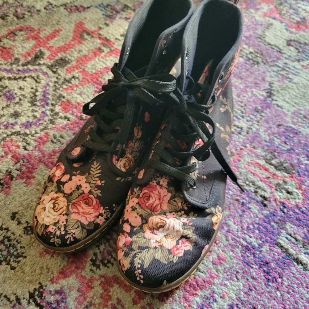 Doc martens floral boots.